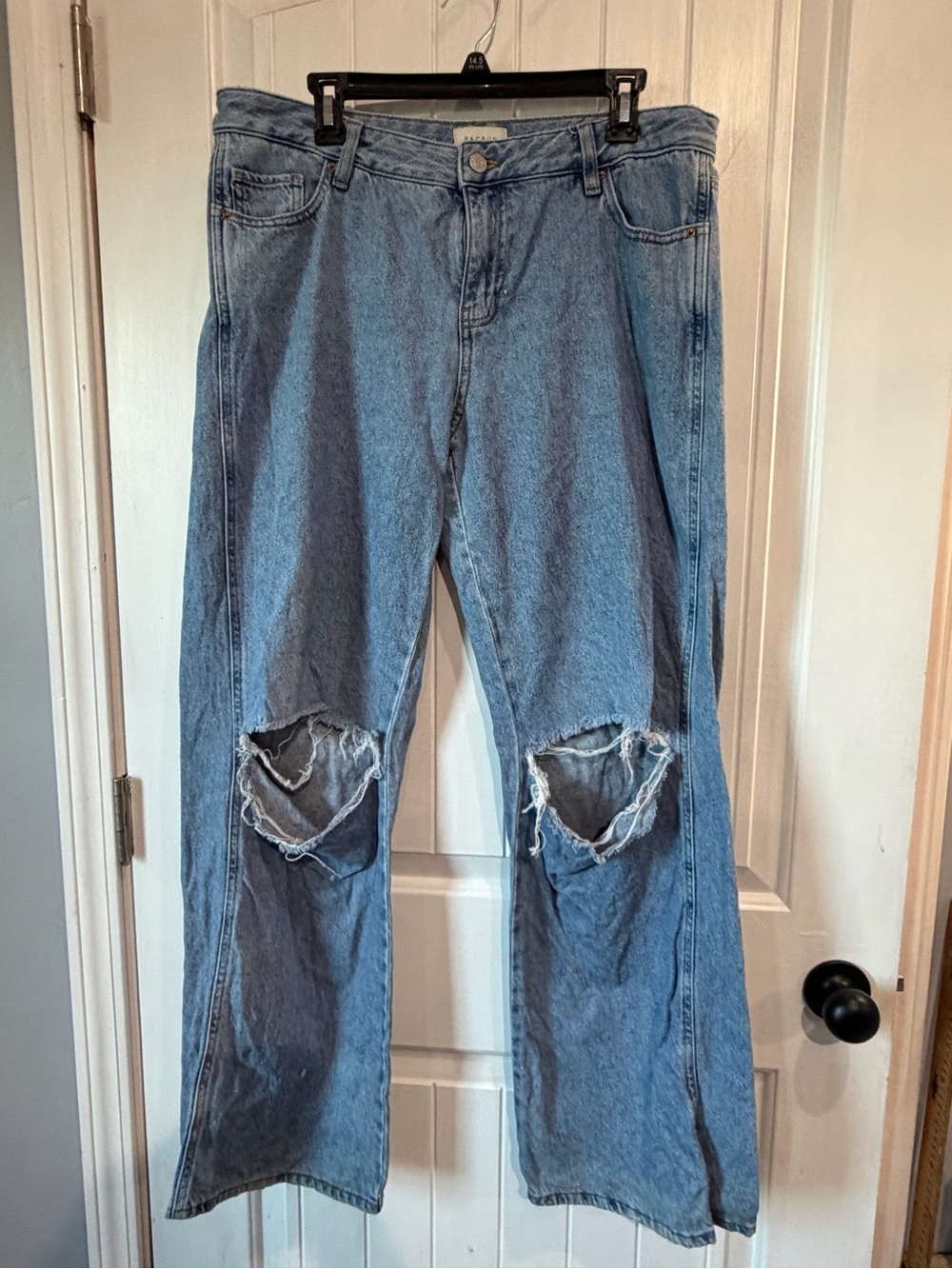 PacSun Women’s Low Rise Baggy Light Blue Distressed Bootcut Jeans
